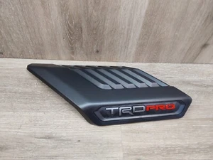 2022-2025 Toyota MOULDING, HOOD, RR L ASSY OEM Part# 75773-0C060 - Picture 1 of 18