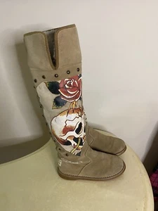 WOMEN ED HARDY TALL BOOTS SZ 5 DAY OF THE DEAD" SUEDE SKULL ROSES - Picture 1 of 11