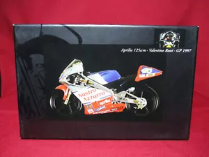 Valentino Rossi Aprilia 125 WORLD CHAMPION 1997 Nastro Azzurro 1/12 Scale MotoGP - Picture 1 of 7