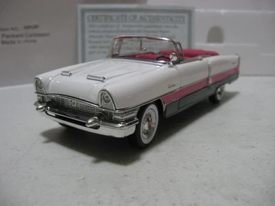 Modelos Signature Blanco/Rosa/Negro 1955 Packard Caribbean Escala 1/32 Foto 1 de 4