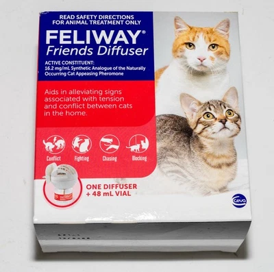 BRAND NEW Feliway Friends Diffuser Set - image 1 of 4