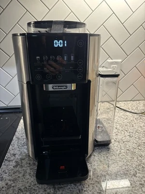 De'Longhi TrueBrew CAM51025MB Coffee Maker Built-In Grinder - Image 1 of 4