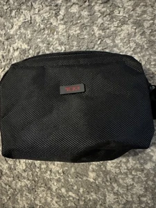 Tumi schwarz Accessoire Tasche Tuch Airberlin sanft gebraucht - Bild 1 von 9