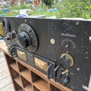 Niemarkowe radio lampowe? Przyjrzyj się uważnie - Zdjęcie 1 z 11