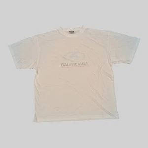 Size L - BALENCIAGA Surfer Medium Fit Tee T-Shirt - Picture 1 of 11