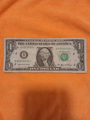 2006 ,1 dollar ,New York B star note, Possible third printed serial number match - Image 1 of 4
