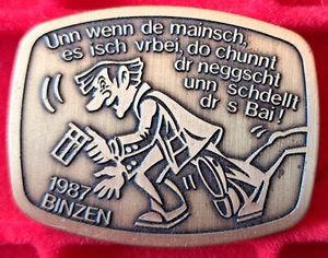 Fasnet 1990 Binzen Plakette Abzeichen Metall Fasnet - Picture 1 of 4
