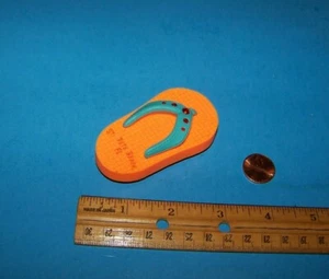 St. Pete Beach, Florida Flip-Flop Magnet   Vintage Refrigerator Magnet    - Picture 1 of 2