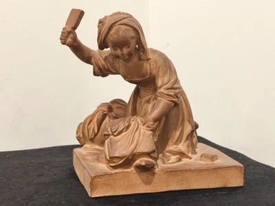 TRES JOLIE ET ANCIENNE TERRE CUITE 19EME  REPRESENTANT UNE LAVANDIERE - Photo 1/4