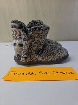 MUK LUKS Women's Sherpa Slipper Boots Brown Sweater Knit Medium 7-8. - Image 1 of 4