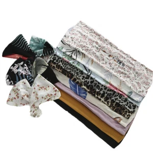 US 2PCS Women Magic Hair Bun Maker Styling Donut Former Twist Band Maker Tools - Picture 1 of 25