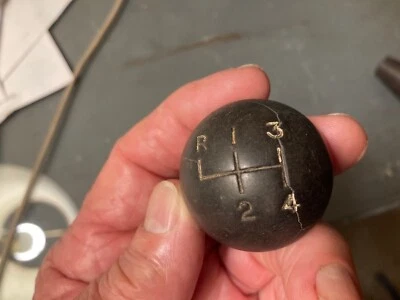 Jaguar XKE Saloon caixa de câmbio botão de câmbio, caixa de musgo de 3,8 litros reversa esquerda e para frente - Imagem 1 de 4