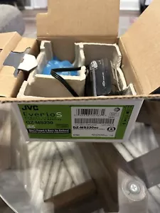 JVC Everio s Memory Camera GZ-MS230 In Traveling Case New - Picture 1 of 12