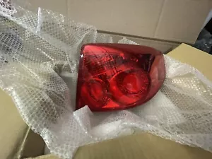 🔮NEW OEM RR Tail Light for 05-06 G35 Sedan Right 26550AC725 - Picture 1 of 4
