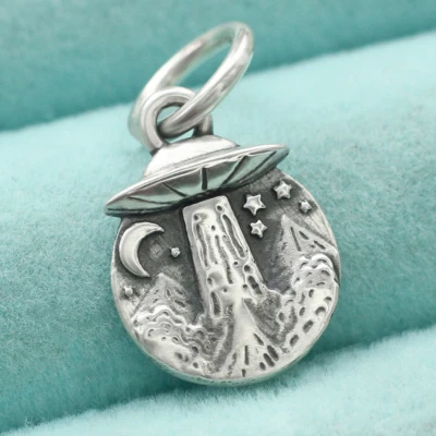UFO Alien Space Anhänger Charm in 925 Sterling Silber fliegende Untertasse Mond Nacht - Bild 1 von 4