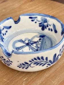 Vintage Delft Blue Ceramic Hand-Painted Holland Windmill Ashtray 3.25" - Picture 1 of 7