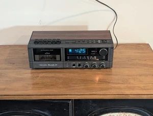 REALISTIC AM/FM Alarm Radio CASSETTE Vintage. Model: Chronosette-256. Parts - Picture 1 of 11