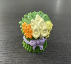 Fisher Price Little People Loving Family Flower Arrangement Bouquet Piece 1.5” - Picture 1 of 6