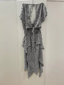 Vintage CUE DESIGN Black & White handkerchief Dress - Size 8 - Picture 1 of 3