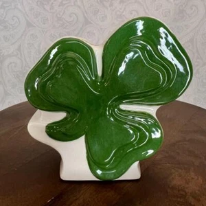 St Patricks Day Ceramic Irish Shamrock 3 Leaf Clover Planter Dish Hobbyist Relpo - Picture 1 of 7