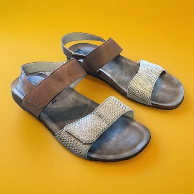 Mephisto Agave Tan Leather Sandals W/Gold Snake Pattern size 11 - Image 1 of 4