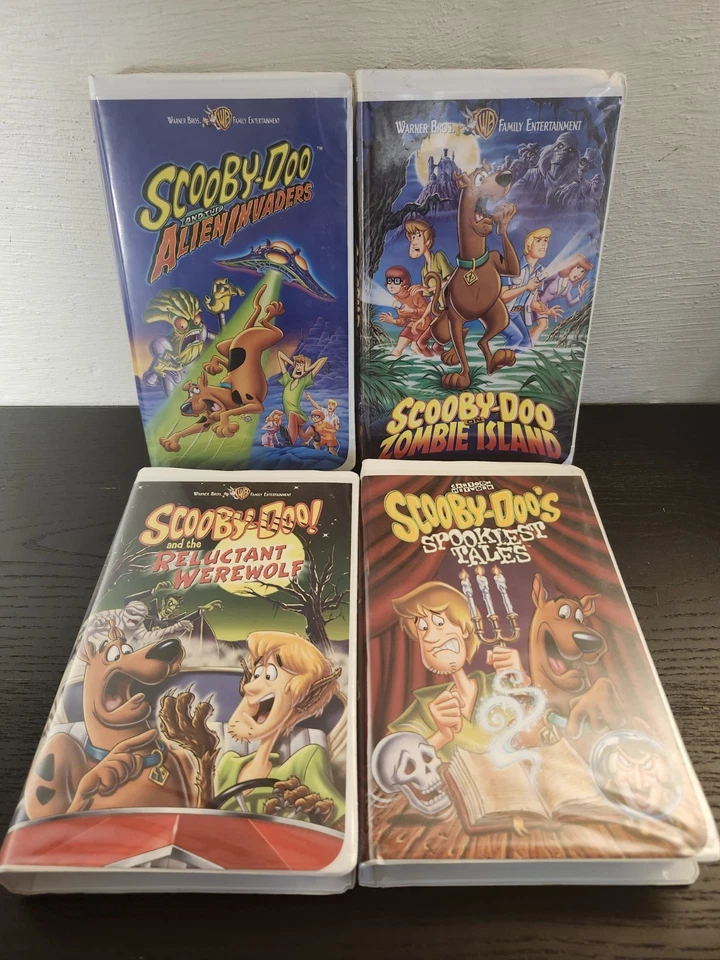 Scooby-Doo on Zombie Island VHS Lot - Sppoky Takes, Alien Invaders,  Werewolf  - Image 1 of 4