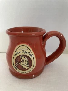 Another Broken Egg Cafe Panama City Beach FL Deneen Keramik Tasse Becher Terrakotta - Bild 1 von 6