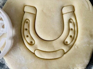 Horse Shoe cookie cutter, Equestrian, Pastry Icing Fondant Baking, biscuit - Picture 1 of 3