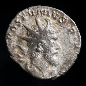 Póstumus Antoninianus - VICTORIA AVG - 20 mm / 2,11 gr. - Imagen 1 de 3