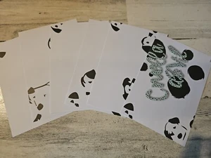 6 pieces cruella dalmatians Scrapbook Paper 4x6 photo mats #2013 - Picture 1 of 1