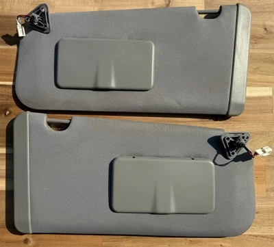 Parasoles Nissan Quest 2004-09 OEM lado conductor y pasajero gris iluminado izquierda derecha Foto 1 de 3