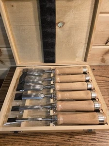 6pc Wood Chisel Set with Hardwood Handles and High Carbon Steel Blades - Picture 1 of 4