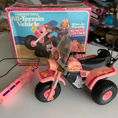 Модная кукла ARCO 1985 Wheelie Poppin вездеход с пультом дистанционного управления 11,5 дюйма - Изображение 1 из 4