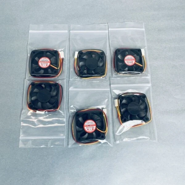 Evercool Cooling Fan 50 x 50 x 10 mm 3 Pin 12V Ec5010m12ca Pack of 6 Fans - Image 1 of 4
