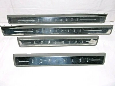 00-01 INFINITI i30 门铃/THRESHOLD/SCUFF 板套装 2 前/2 后/灰色 — 第 1/3 张图片