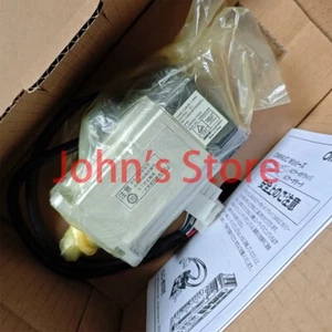 Servomotor original Bran-nuevo R88M-G20030L-S2 entrega rápida un año de garantía - Imagen 1 de 6