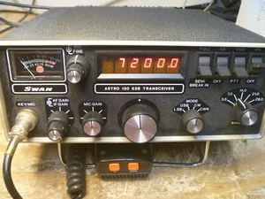 SWAN ASTRO 150 SSB Transceiver Ham Radio w/ SWAN Hand Microphone - Photo 1/15