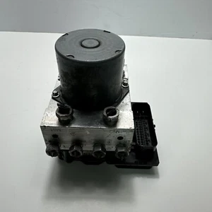 2009 - 2013 Chevrolet Silverado 1500 V8 ABS Antilock Brake pump module  22739367 - Picture 1 of 10