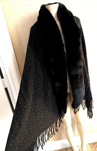 Jessica McClintock Black w/Faux Fur Silver Metallic Shawl Cape Scarf OS gb - Picture 1 of 11