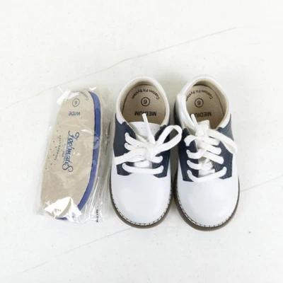 Footmates Cheer Saddle Oxford Talla 6 M/W Blanco Azul Marino Cuero Zapatos con Cordones Foto 1 de 4