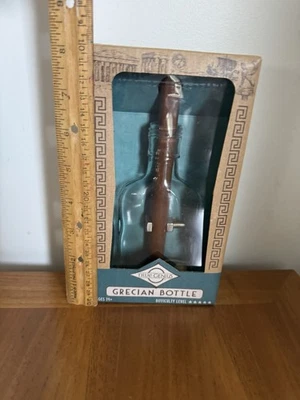 True Genius Brainteaser - Botella de vidrio griega - Proyecto True Genius Foto 1 de 4