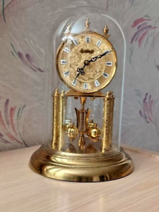 Vintage Schatz Szklana kopuła Obrotowy wahadłowy zegar rocznicowy Niemcy Zachodnie
