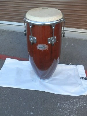 GON BOPS TUMBRO PRO SERIES CONGA, SELECT SIAM ROBLE SHELL, 30" HT, 11.5” CABEZA BONITA Foto 1 de 4