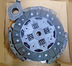 Ford Escort IV / Fiesta II III / Orion II III 1.6 3 Piece Clutch Kit 622028800. - Picture 1 of 3