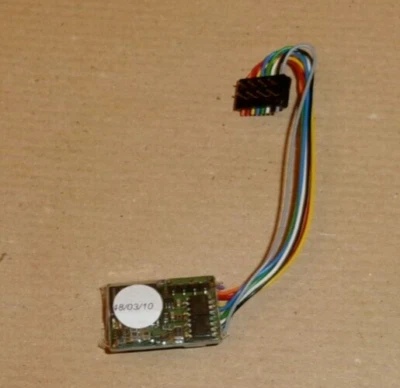 ROCO - DECODER 10738 - LASTREGELUNG  MIT 8 POL. STECKER - NEM 652 - GEPRUEFT-TOP - Bild 1 von 3
