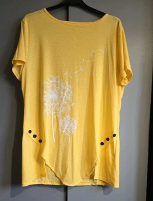 Women's Yellow Dandelion Print And Button Detail Top Size 3xl Uk 20-22 Nwot. - Image 1 of 4