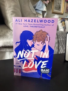 Not In Love BAM! Exclusive Paperback By Ali Hazelwood - Bild 1 von 6