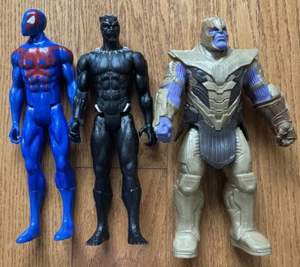 Marvel 11" Actionfiguren, 3 Stück Black Panther, Hulk, Titan Spiderman - Bild 1 von 4