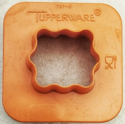 Keks Ausstecher 2 Formen in 1 Kunststoff Tupperware 2,5x5x5cm orange unbenutzt - Bild 1 von 2
