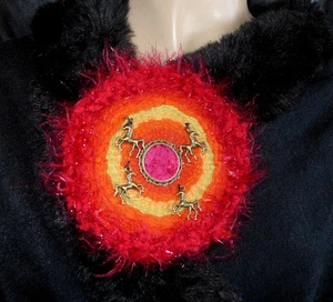  Broche Pin Tejido a Mano Rojo Acrílico Hecho a Mano Colgantes de Metal para Caballo - Imagen 1 de 12